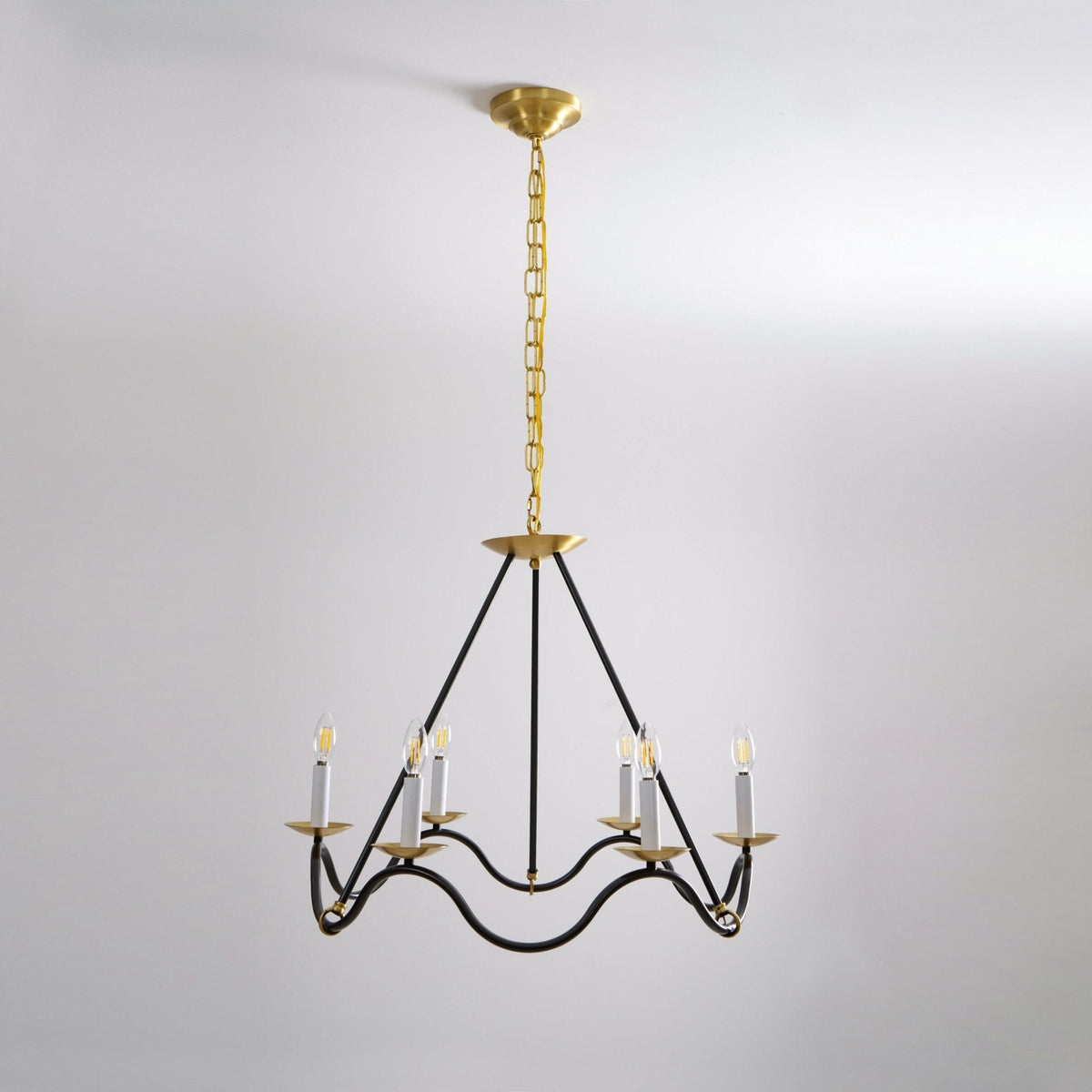 Lucivia Lustre Vintage en Laiton Élégant