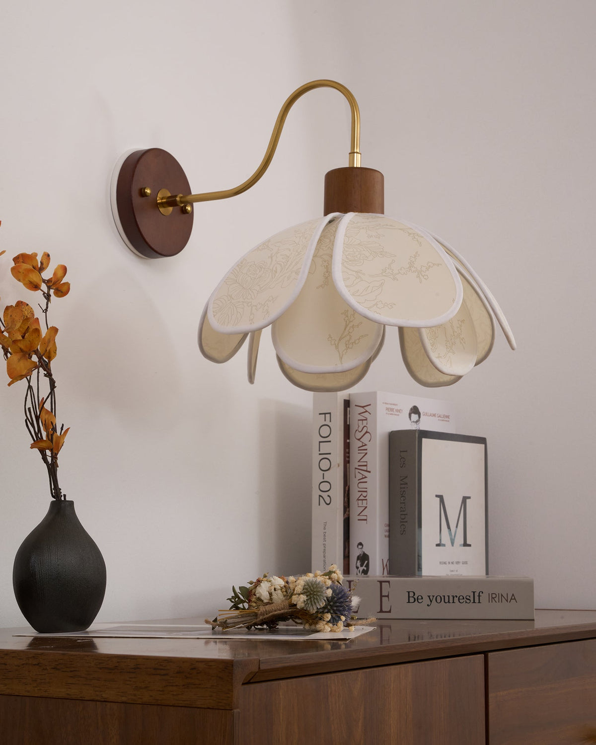 Florayne Vintage Floral Glass Wall Lamp-Neutral Decor