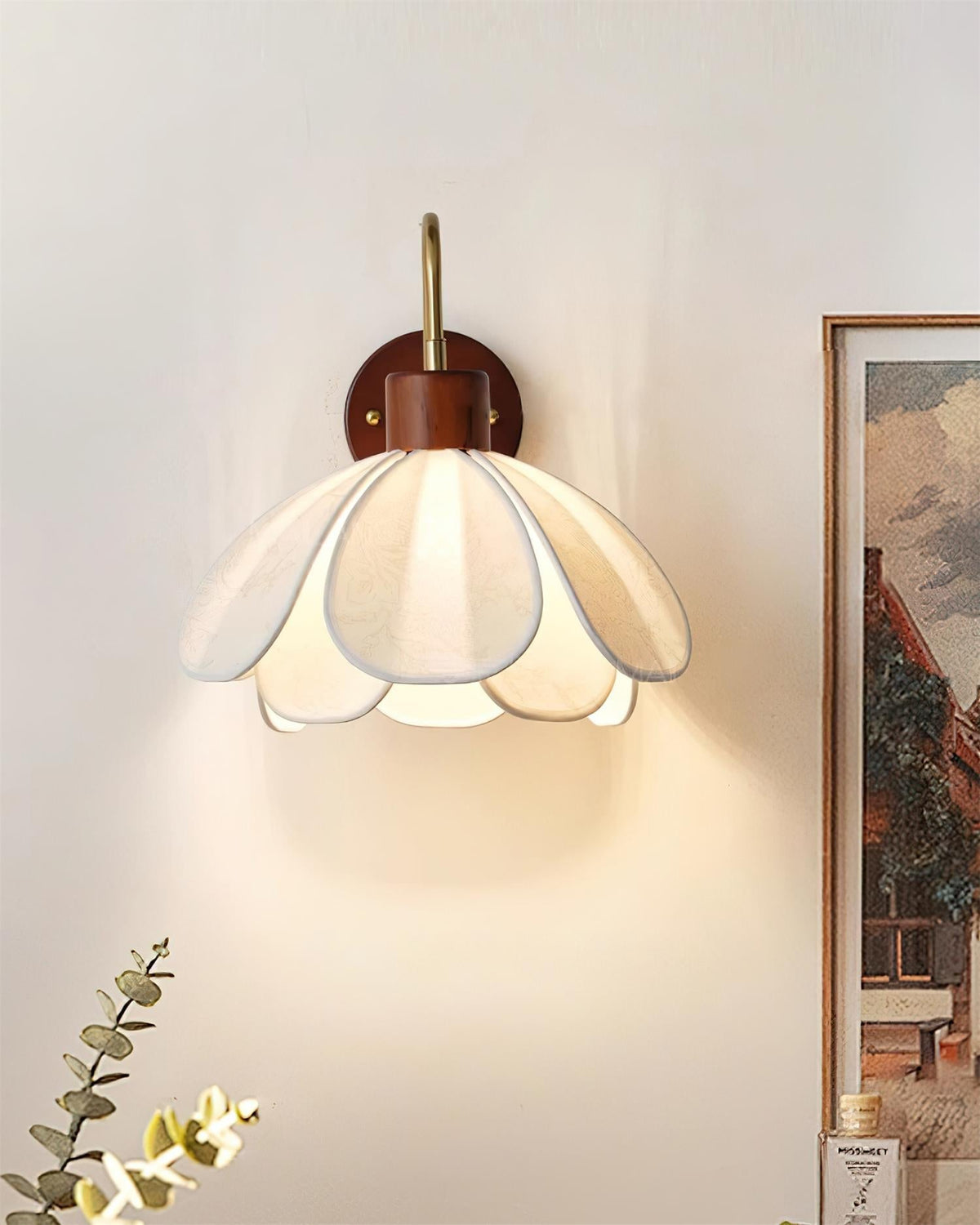 Florayne Vintage Floral Glass Wall Lamp-Neutral Decor