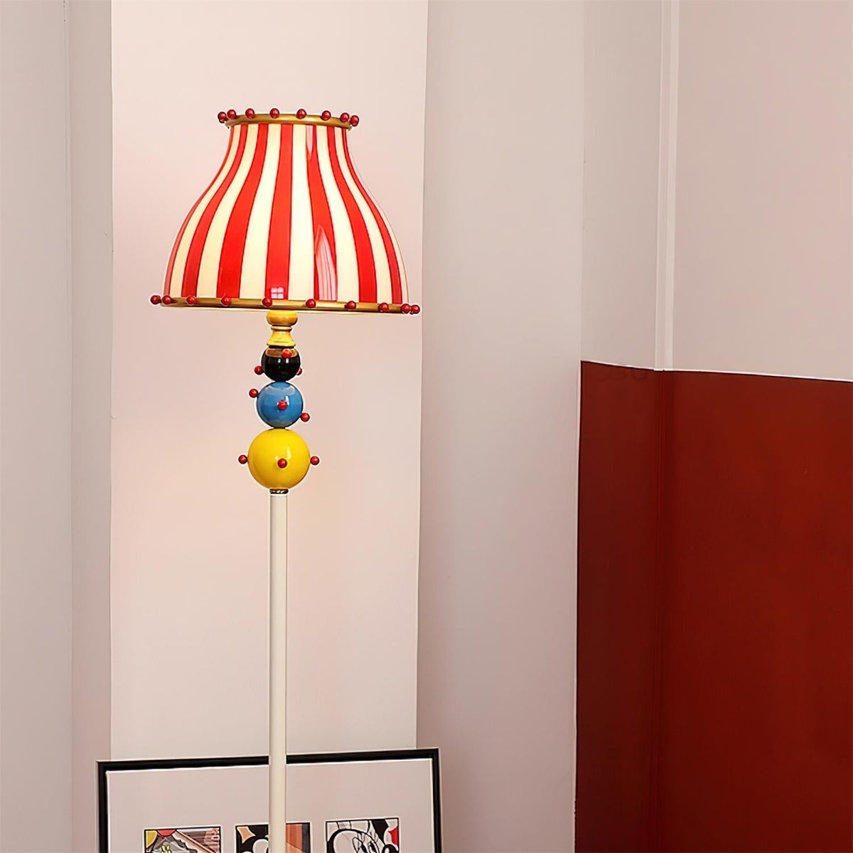 Teriaaine Lampadaire