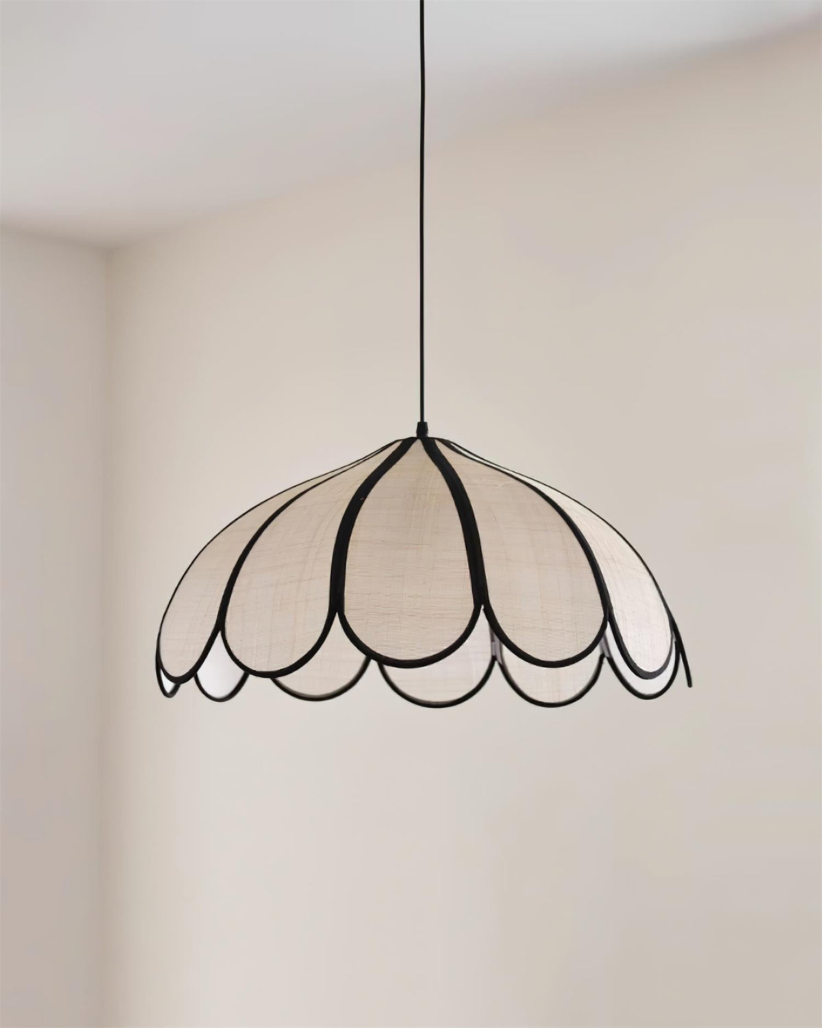 Pendant Lamp Scalloped Plant Fiber Shade Metal Frame Minimalist-Neutral Decor
