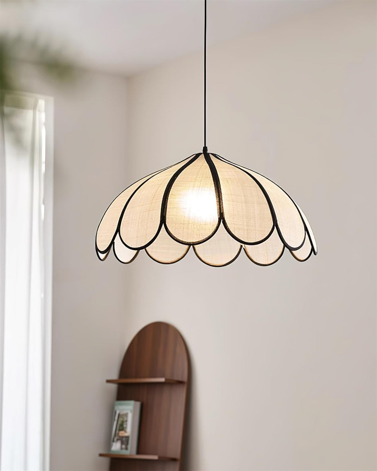 Pendant Lamp Scalloped Plant Fiber Shade Metal Frame Minimalist-Neutral Decor