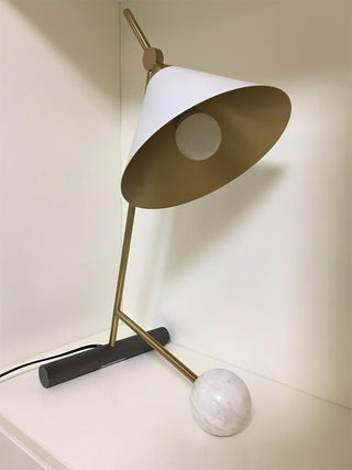 Avelo Géométrique en Marbre pour Lampe de Table