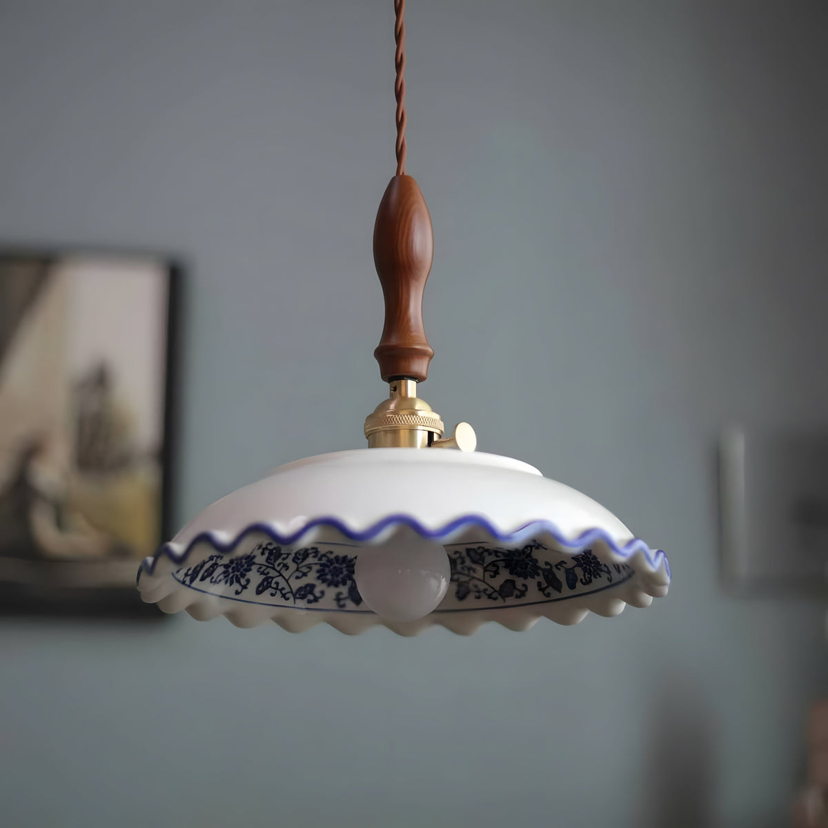 Helena Suspension