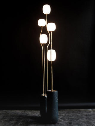 Aria Elegant Comet Floor Lamp-Neutral Decor