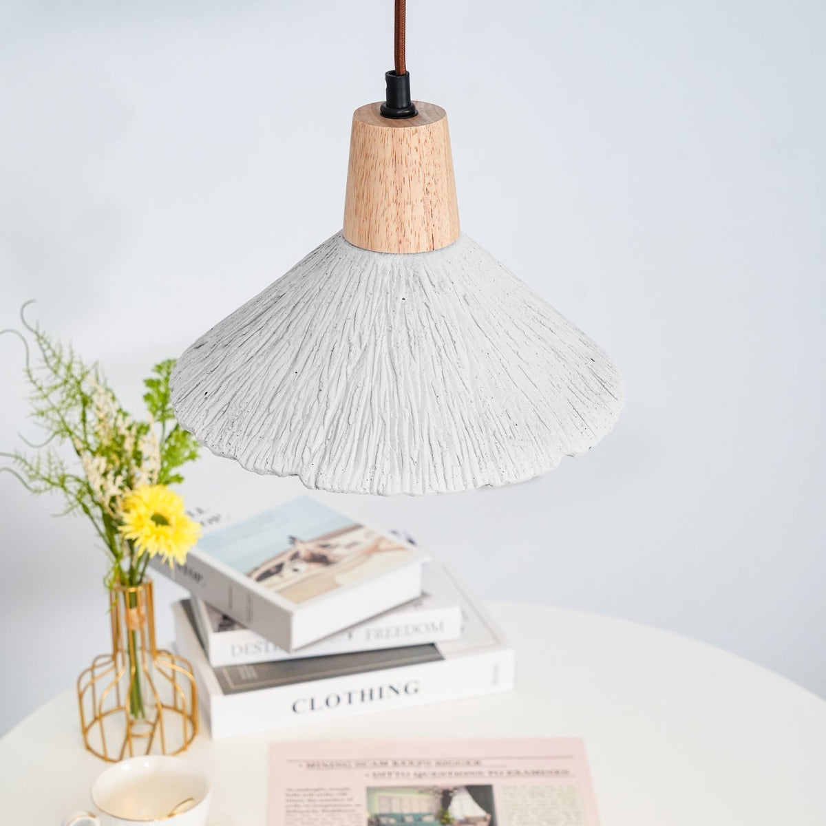 Iselalis Lampe suspendue en béton plissé