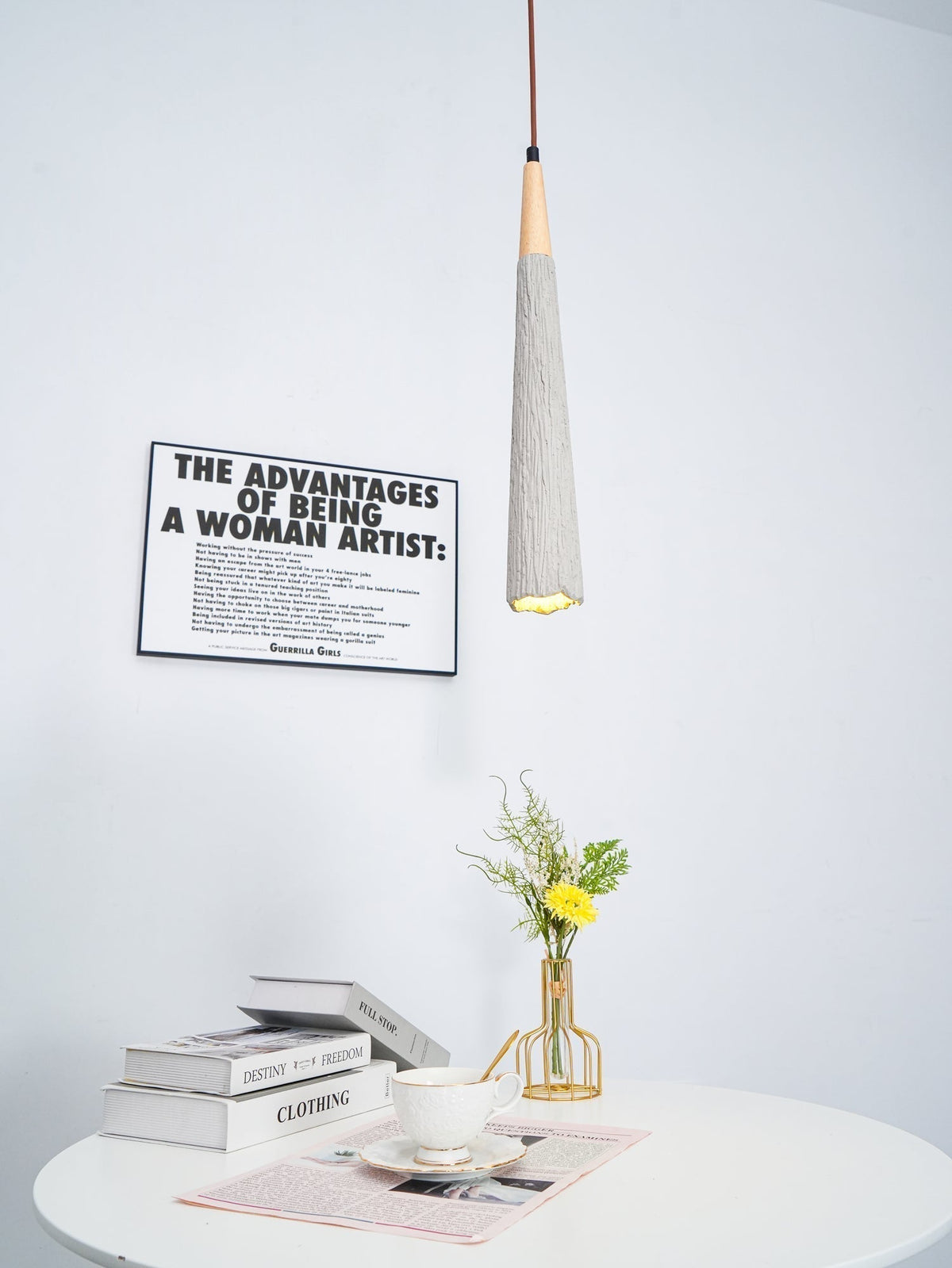 Iselalis Lampe suspendue en béton plissé