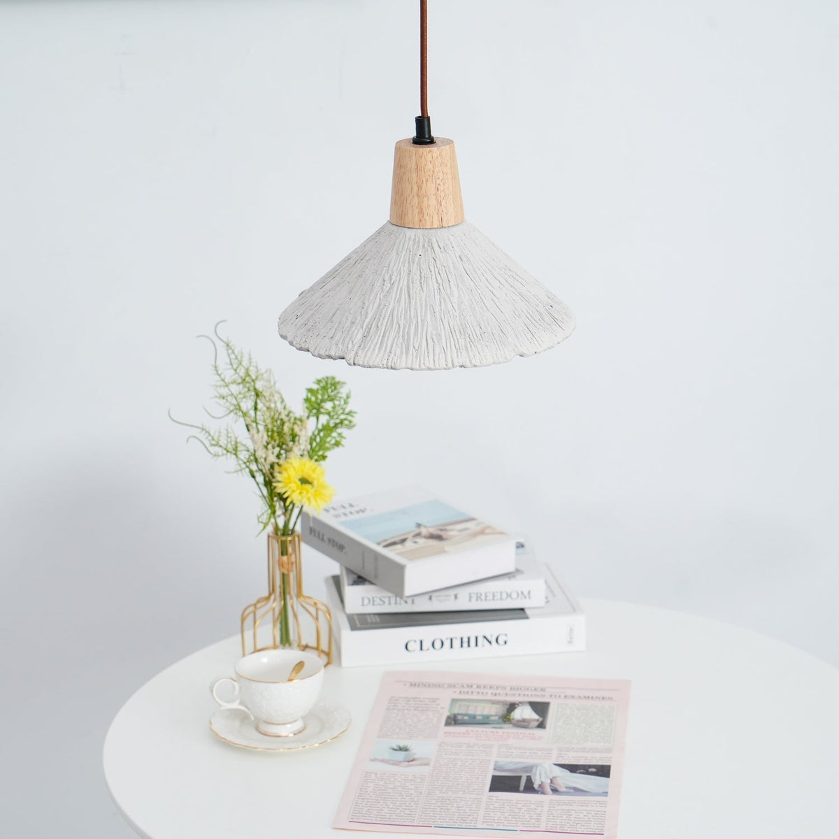 Iselalis Lampe suspendue en béton plissé