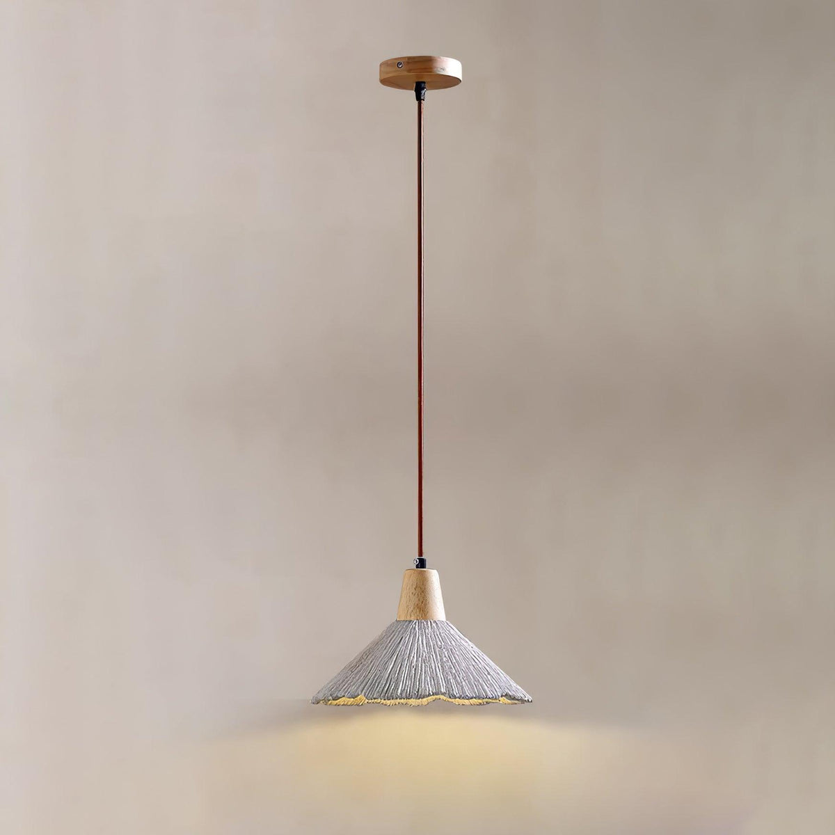 Iselalis Lampe suspendue en béton plissé