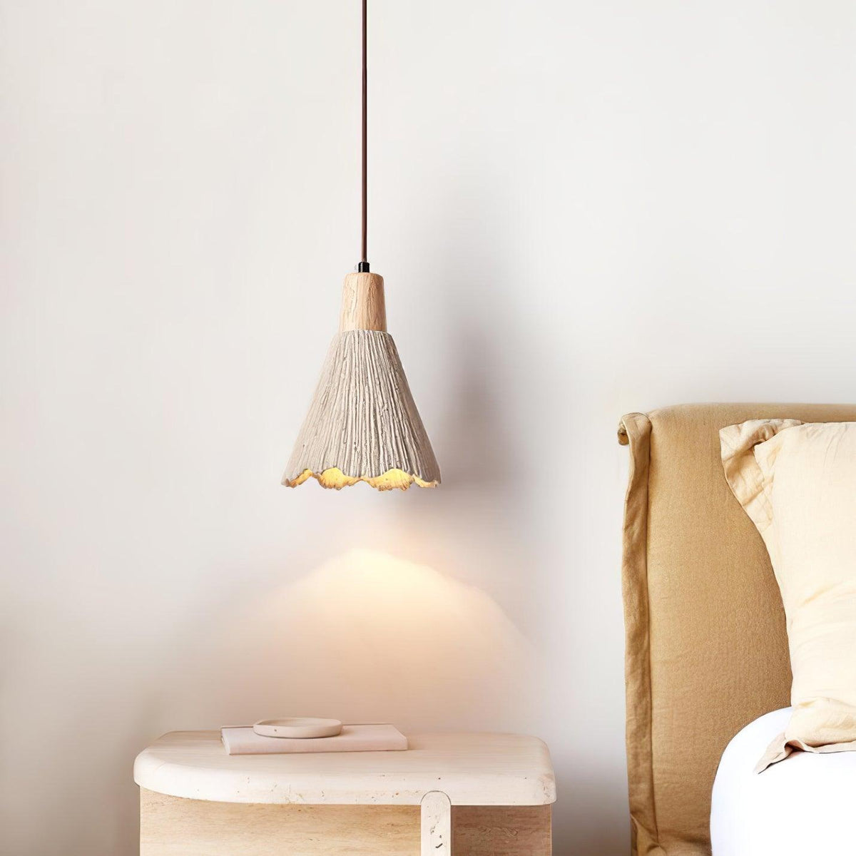 Iselalis Lampe suspendue en béton plissé