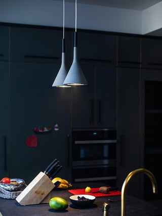 Solara Lampe suspendue conique en béton industrielle-Luire
