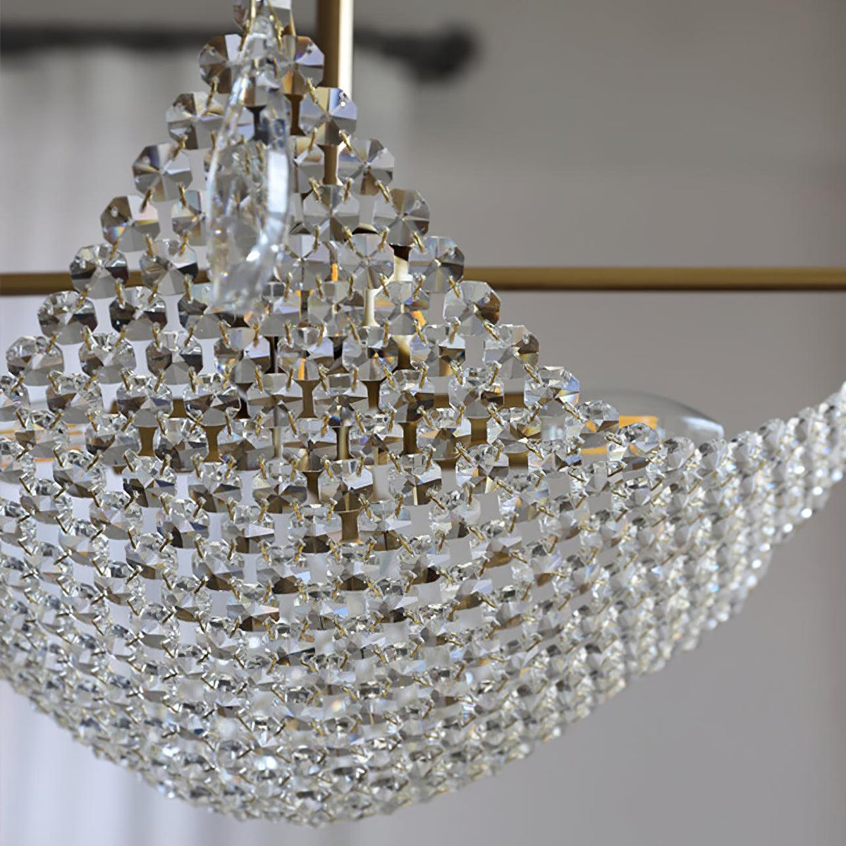 Bastetta Lustre avec Fils de Cristal et Cristal