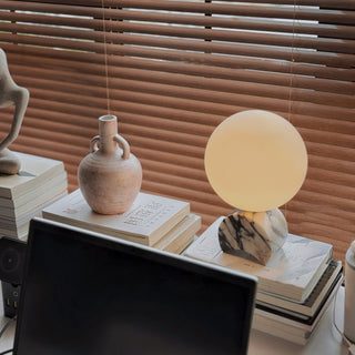 Crescent Lampe à Poser en Marbre