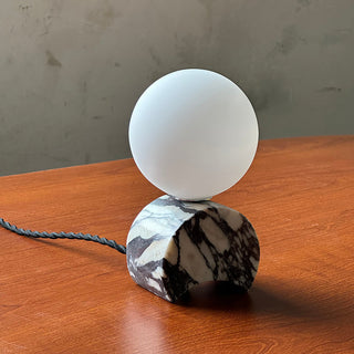 Crescent Lampe à Poser en Marbre