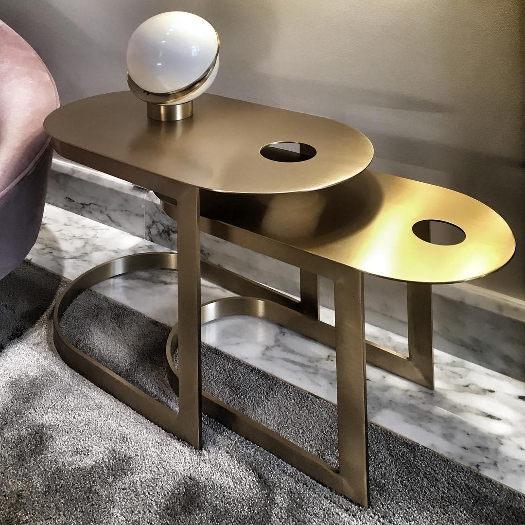 Solaria Lampe de Table Futuristique