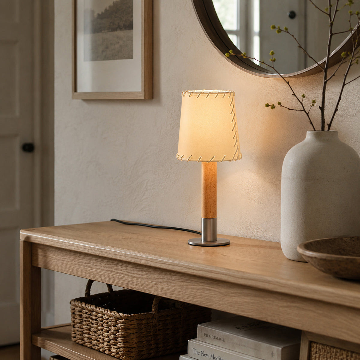 Diagram showing the dimensions of the larger Kove Table Lamp.