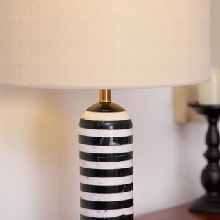 Avery Lampe de Table Contemporaine