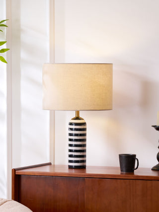 Avery Lampe de Table Contemporaine