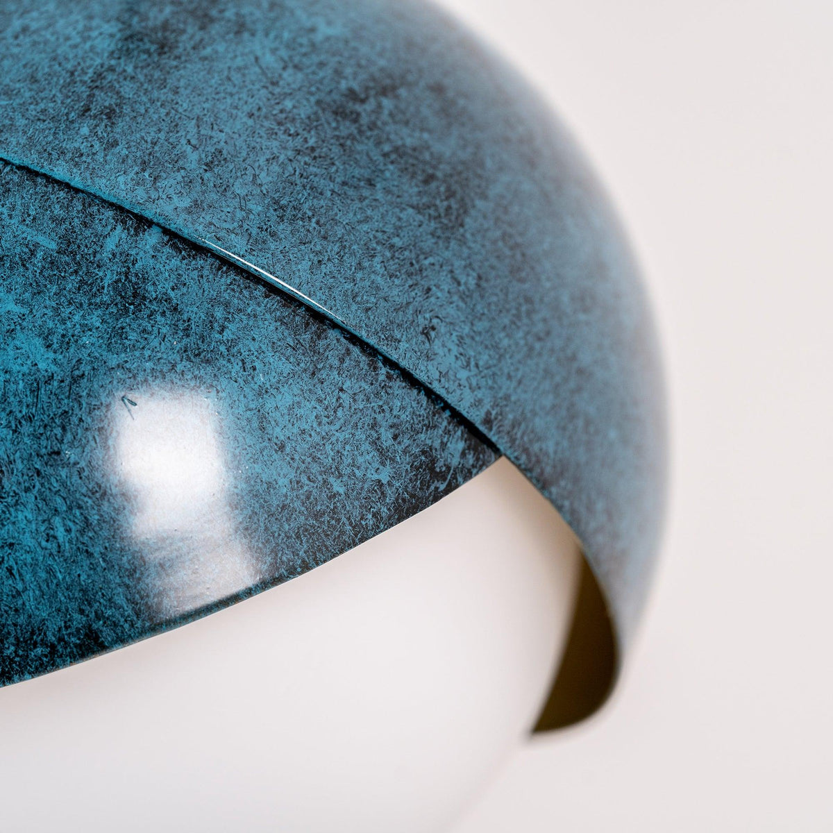 Orlisse Lampe Suspendue en Laiton Globe Opale Emboîté Moderne
