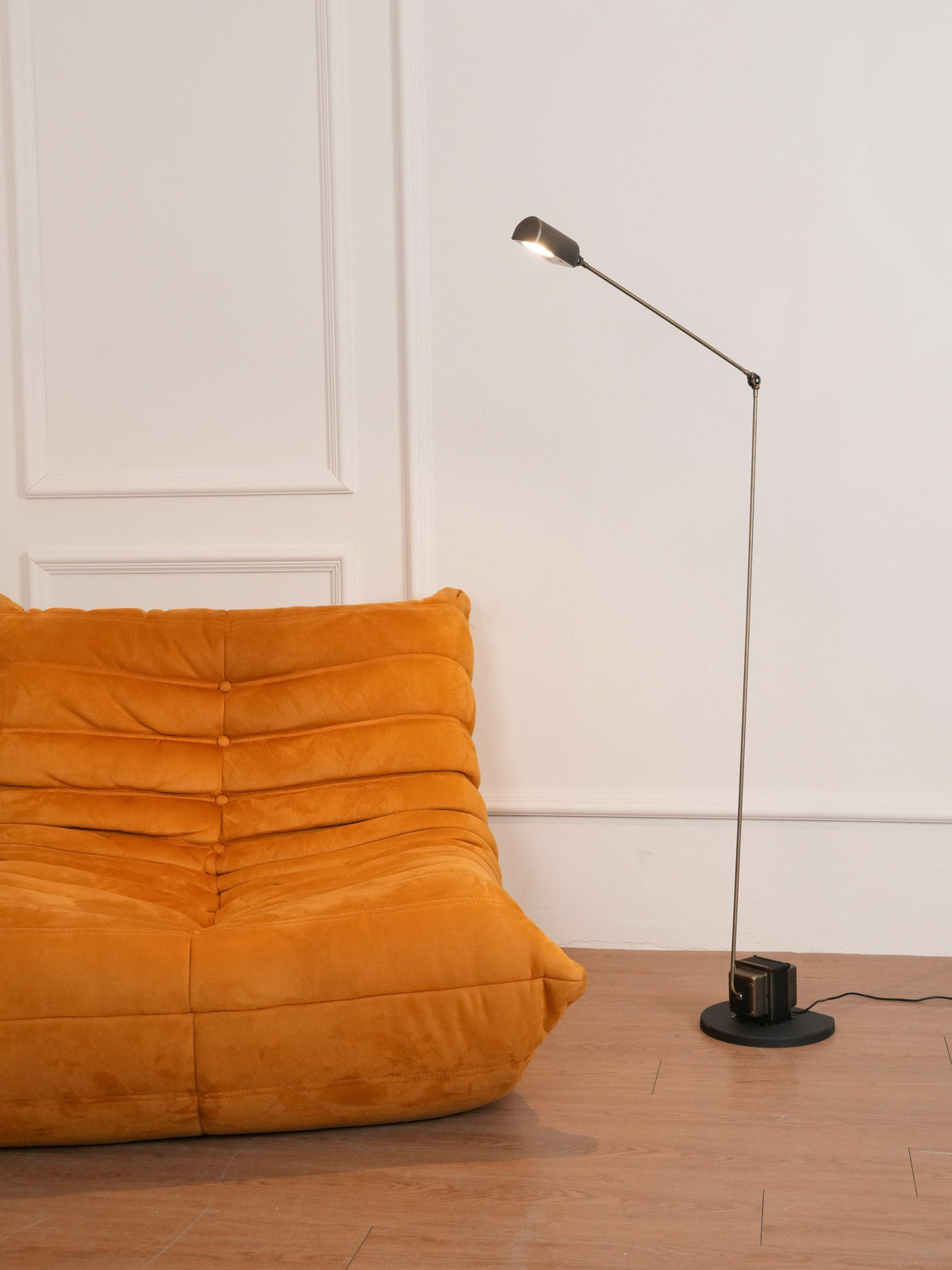 Nerilux Lampadaire Réglable