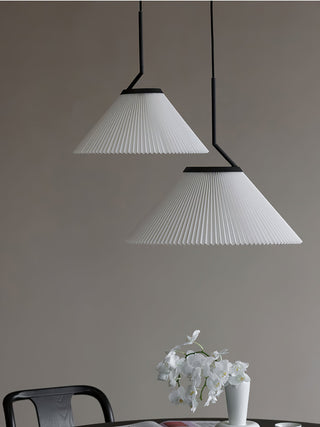 Knell Suspension en Métal Noir Plastique Plissée Minimaliste Moderne