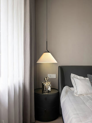 Knell Suspension en Métal Noir Plastique Plissée Minimaliste Moderne