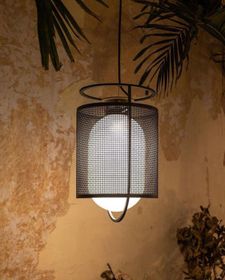 Solara Suspension Cylindre en Maille Accent en Laiton Industriel