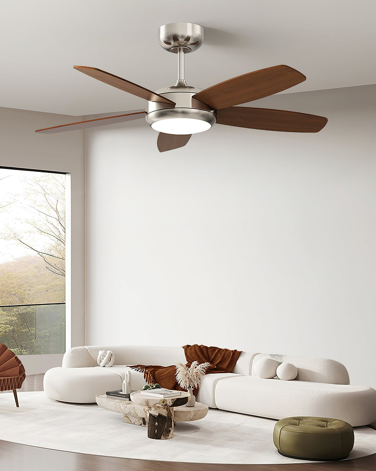 The Destin fan with its remote control.