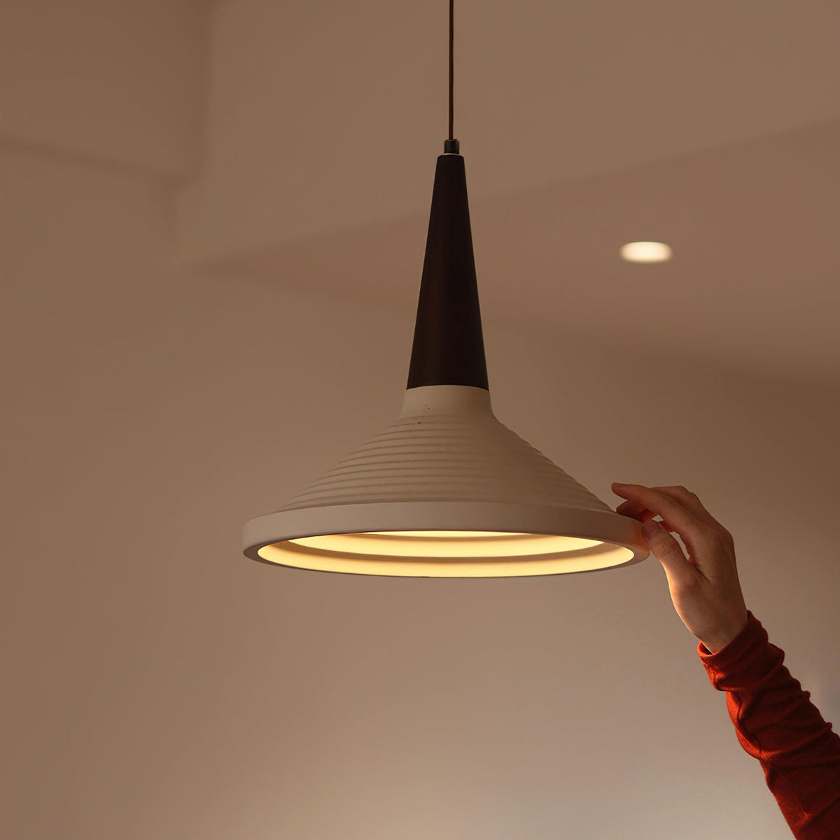 Product dimensions for the Doherty Pendant Light.