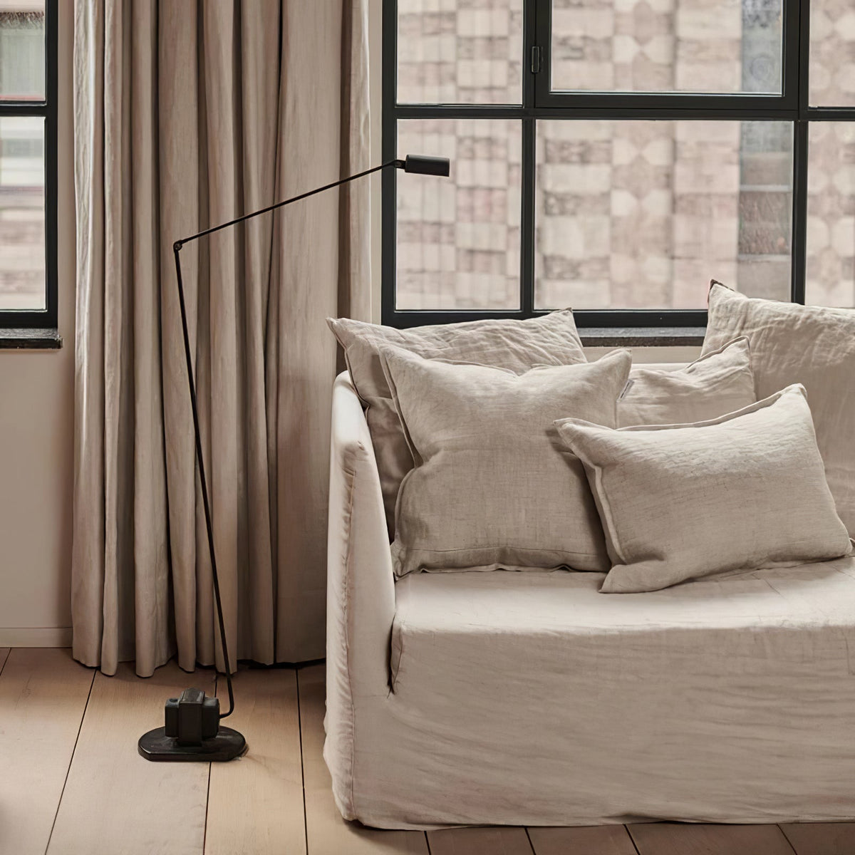 Nerilux Lampadaire Réglable