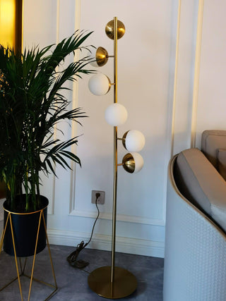 Myliryre Moderne du Milieu du Siècle Lampadaire en Laiton