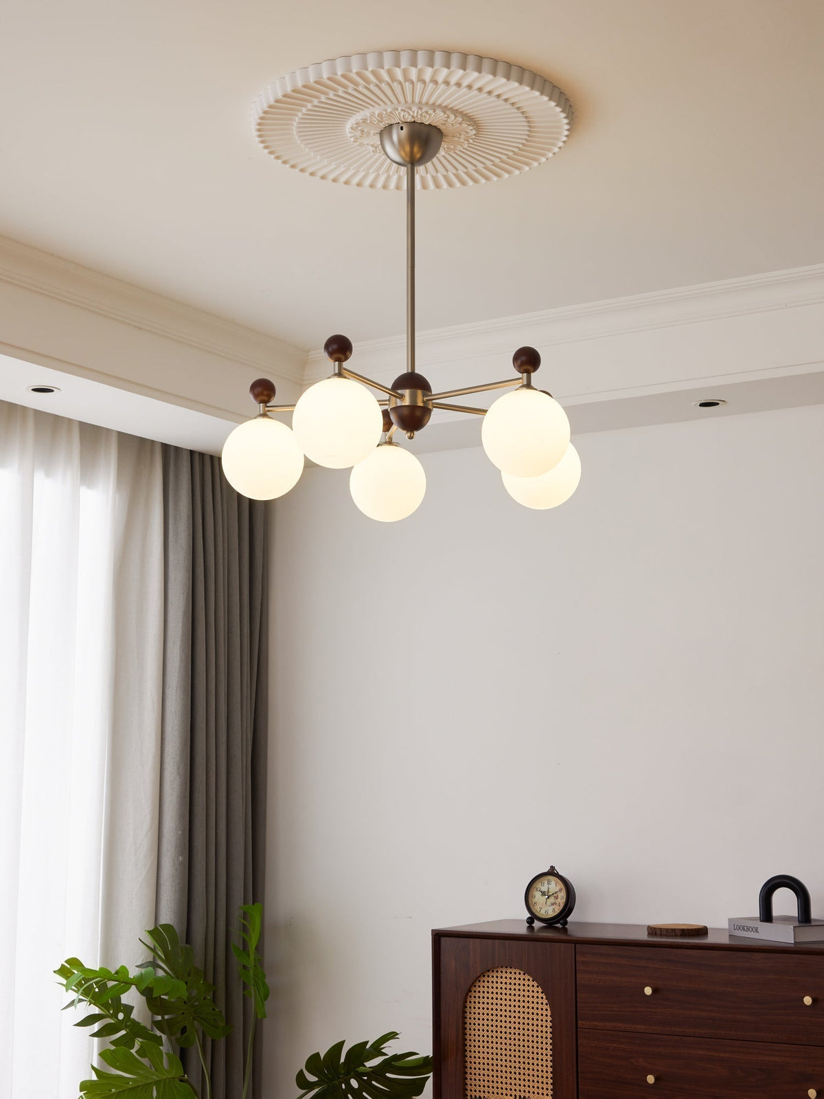 Clariona Lustre Bois Verre Élégance Traditionnelle