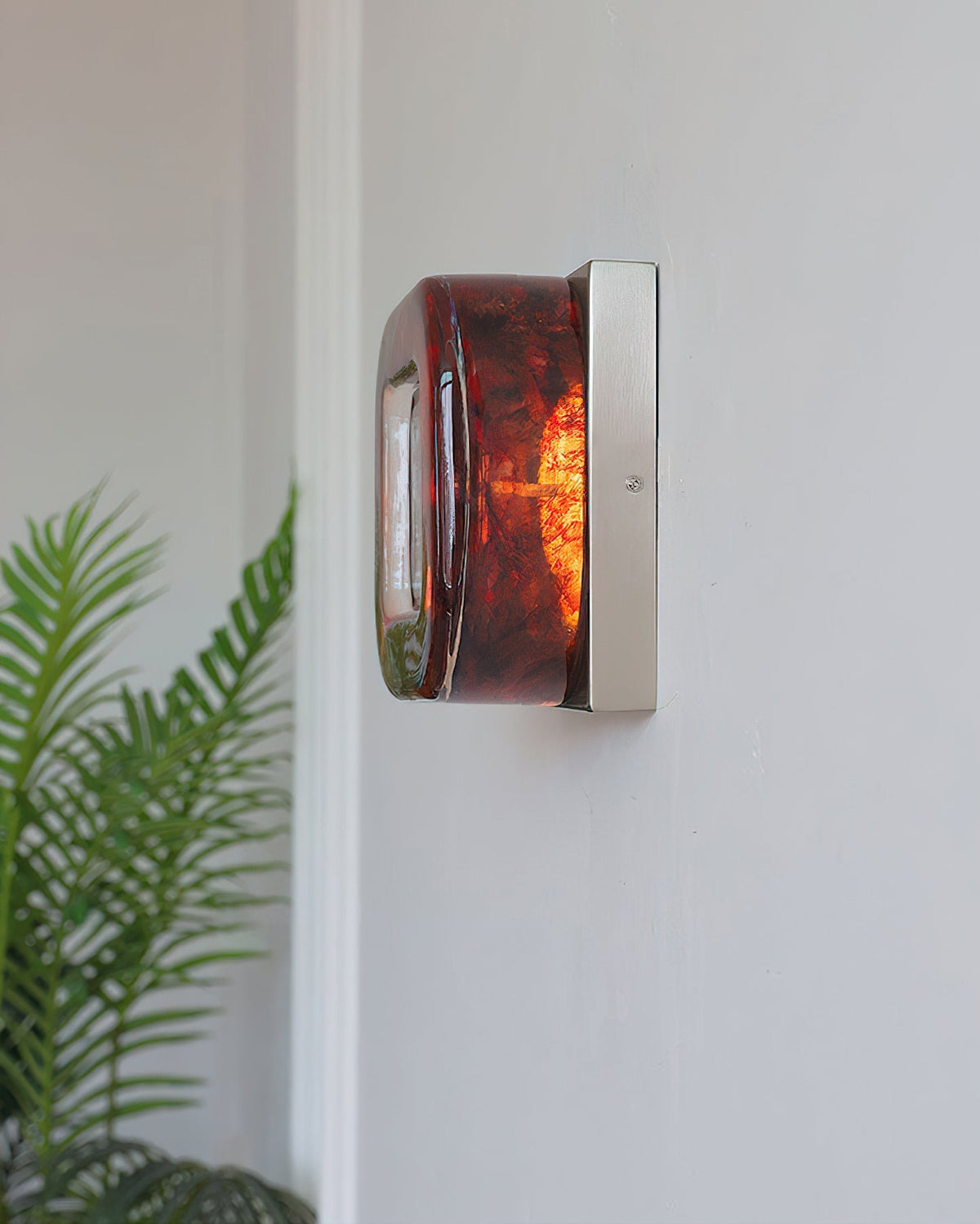 Dimensions diagram for the Eisner Wall Sconce.