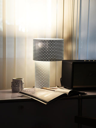Ilsolyra Table Lamp-Neutral Decor