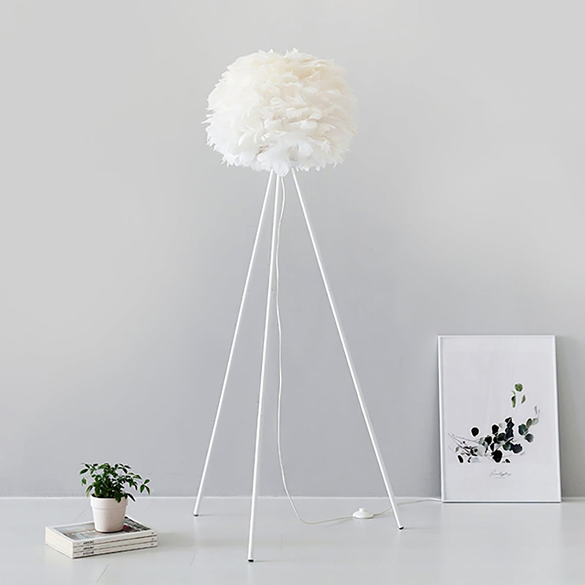 Ivthaar Lampadaire en Plume Organique