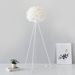 Ivthaar Lampadaire en Plume Organique