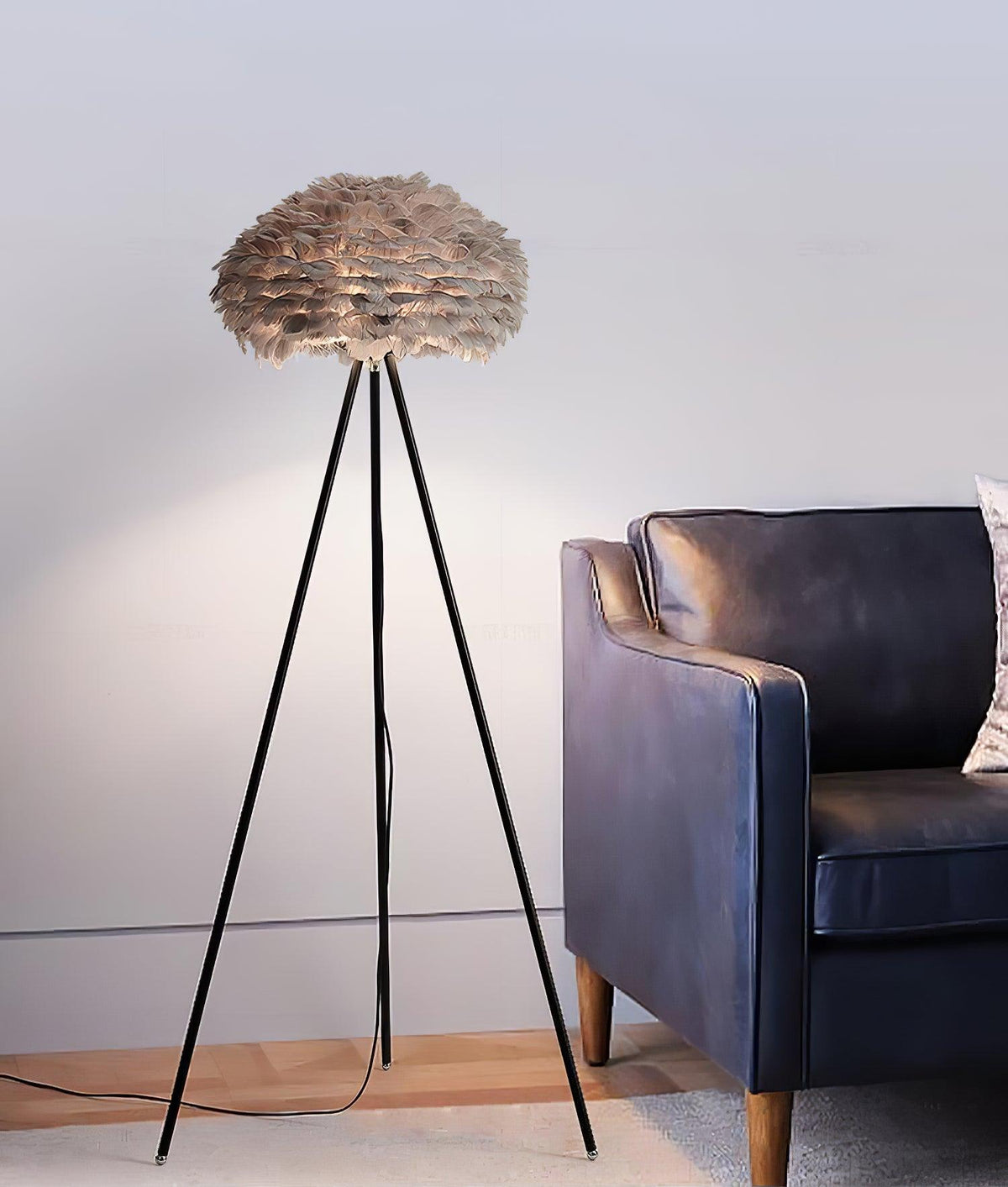 Ivthaar Lampadaire en Plume Organique