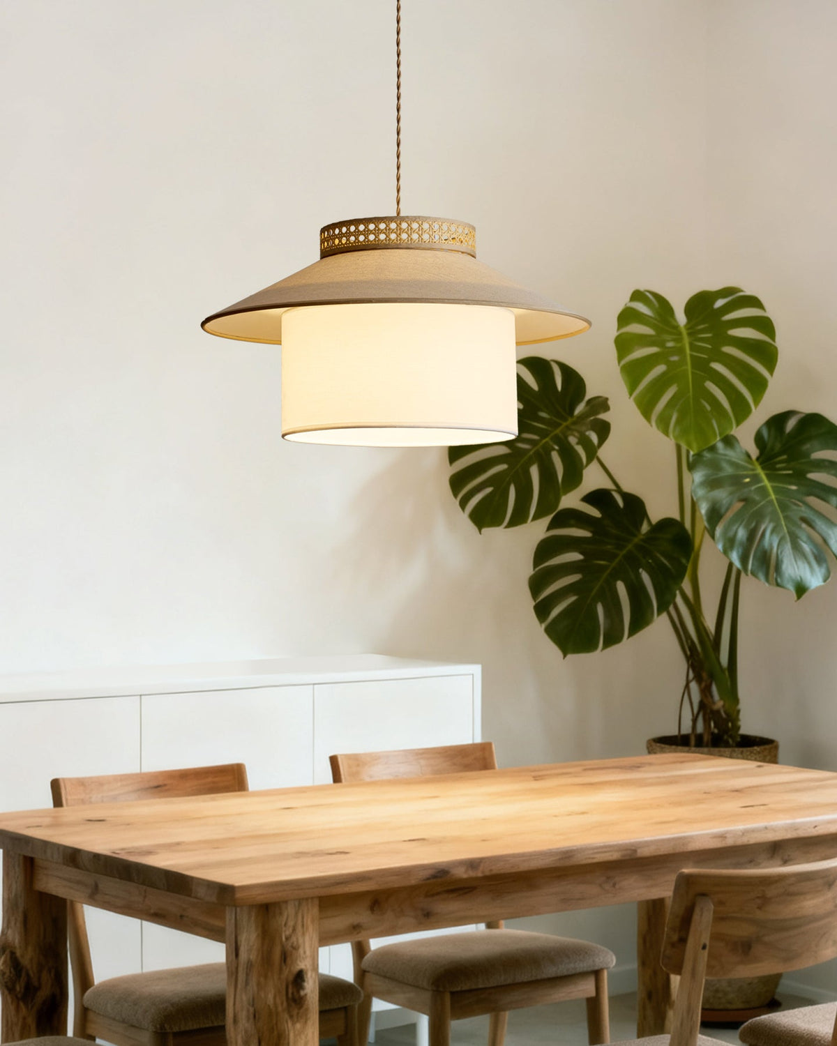 Lumoiella Suspension