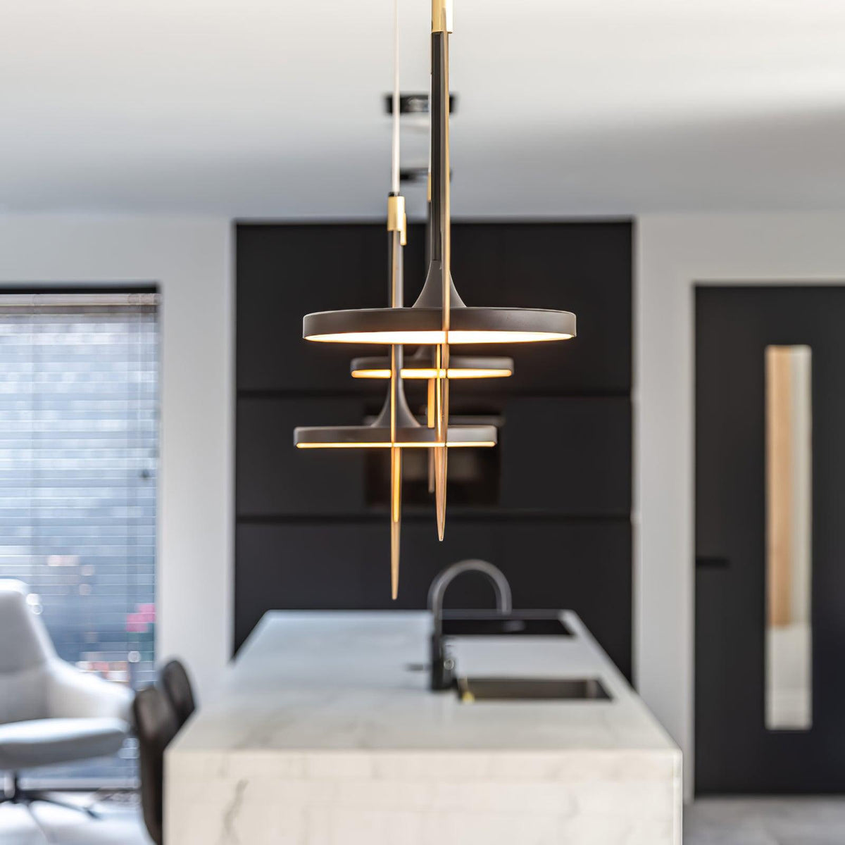 Lioresa Lampe suspendue ovale à anneau géométrique