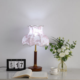 Naomi Vintage Table Lamp-Neutral Decor