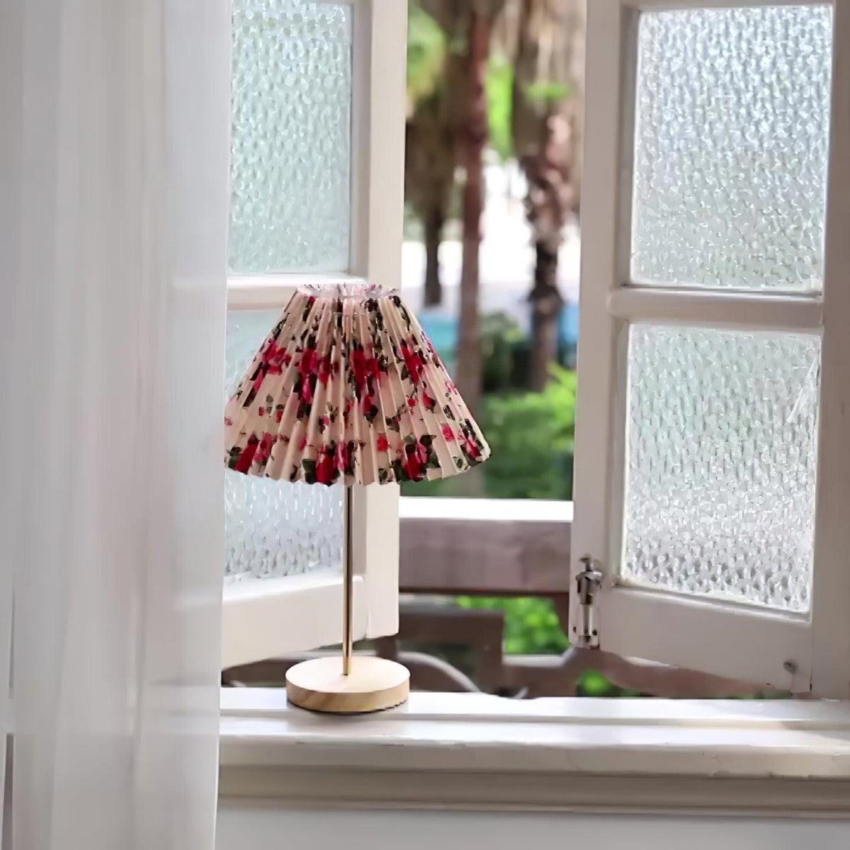 Zevelyra Fabric Table Lamp-Neutral Decor