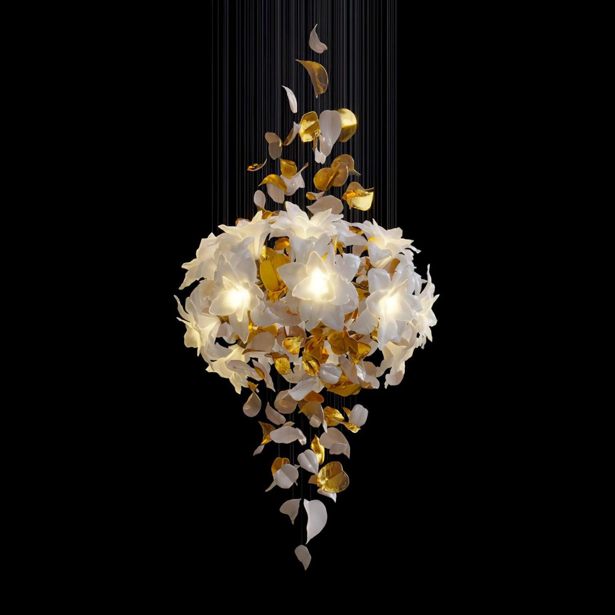 Brenenna Lustre en Laiton Fleurs Volantes et Papillons