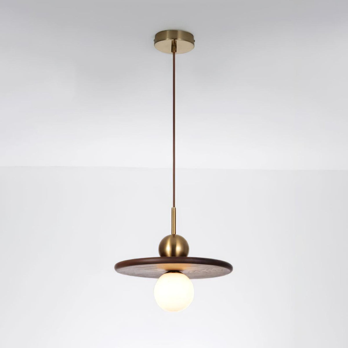 Salora Suspension Moderne