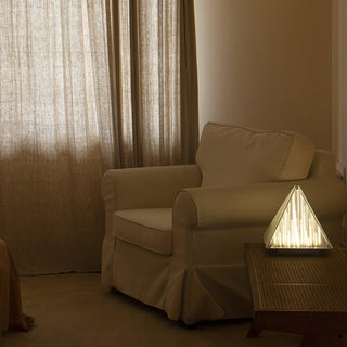 Lampe de Table Mymiryre en Verre Pyramide