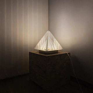 Lampe de Table Mymiryre en Verre Pyramide