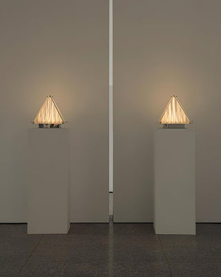 Lampe de Table Mymiryre en Verre Pyramide
