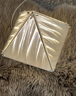 Lampe de Table Mymiryre en Verre Pyramide