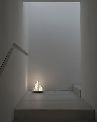 Lampe de Table Mymiryre en Verre Pyramide