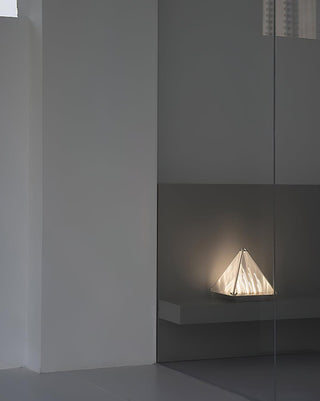 Lampe de Table Mymiryre en Verre Pyramide