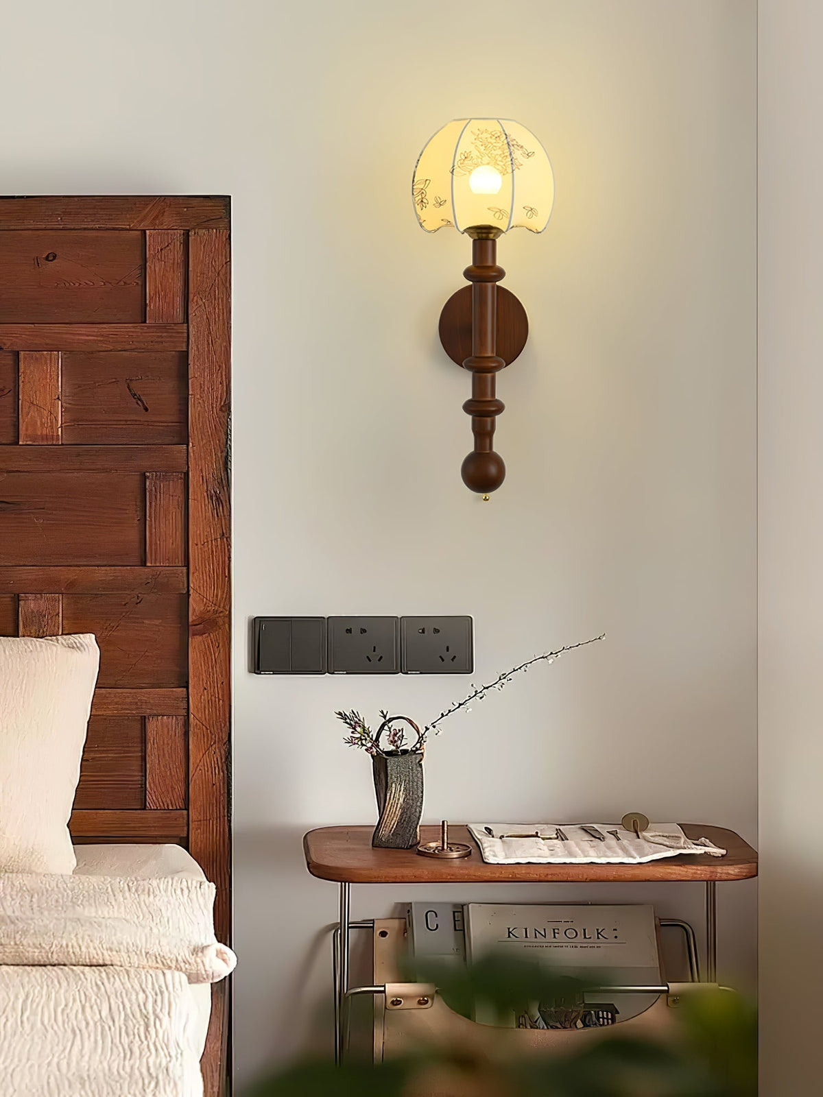 Hilda Applique Murale Roma Elegance en Bois